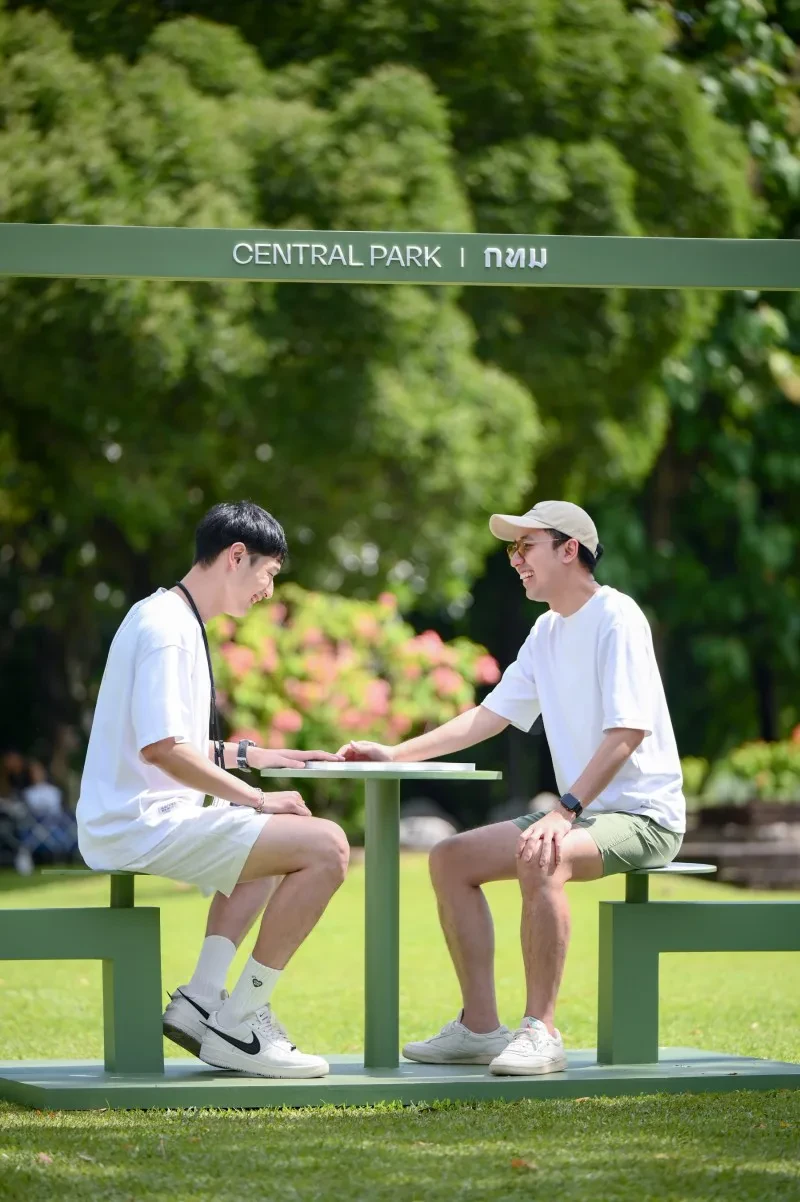 Central Park Bangkok launches ‘Here for All of You’ campaign, transforming billboards into a place of comfort in Lumpini Park, in collaboration with the Bangkok Metropolitan Administration